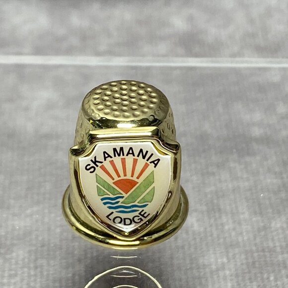 Gold-tone Skamania Lodge Washington State Collectible Thimble With Shield Design - Picture 2 of 7